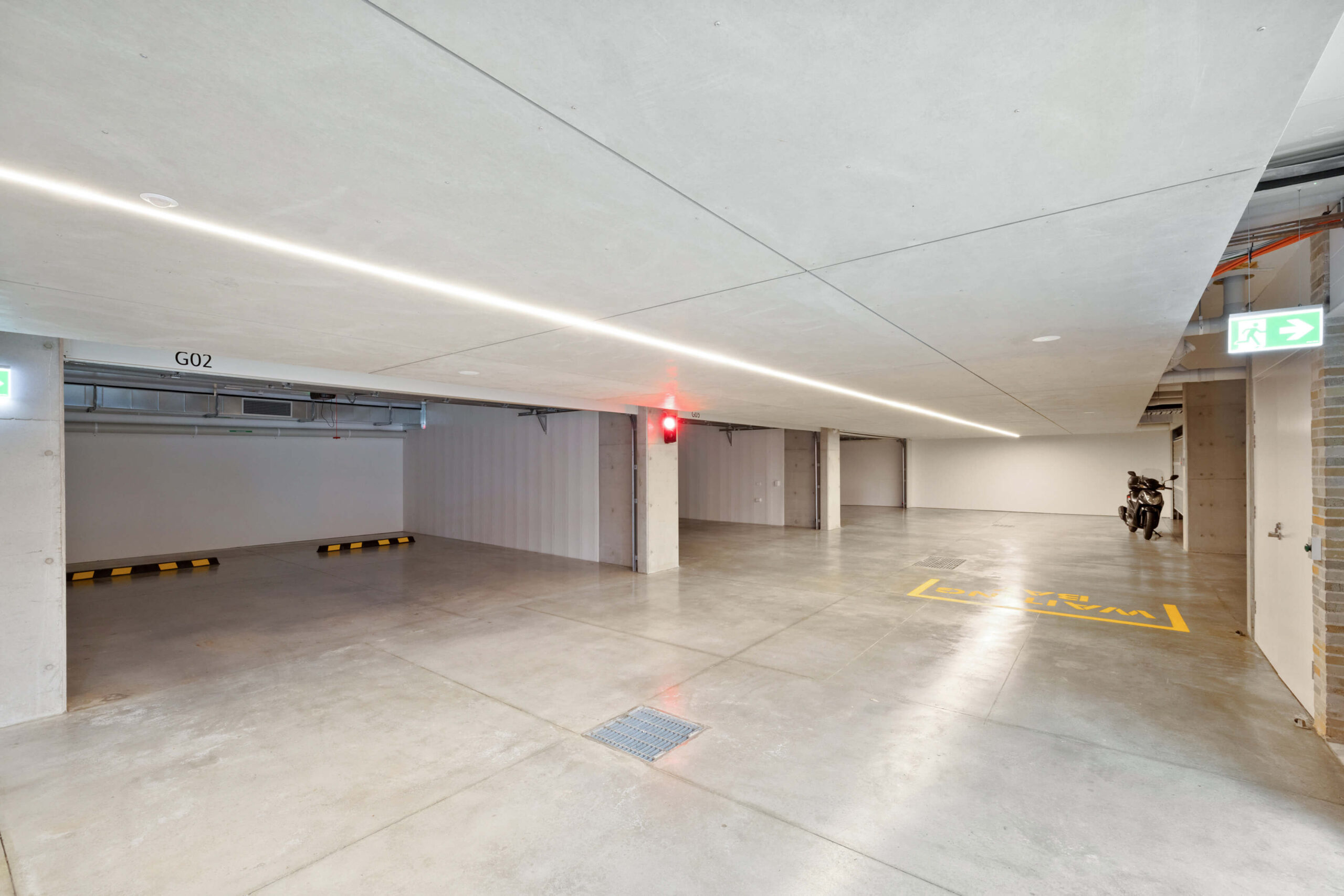 FoamcrestAve_Newport-15-scaled